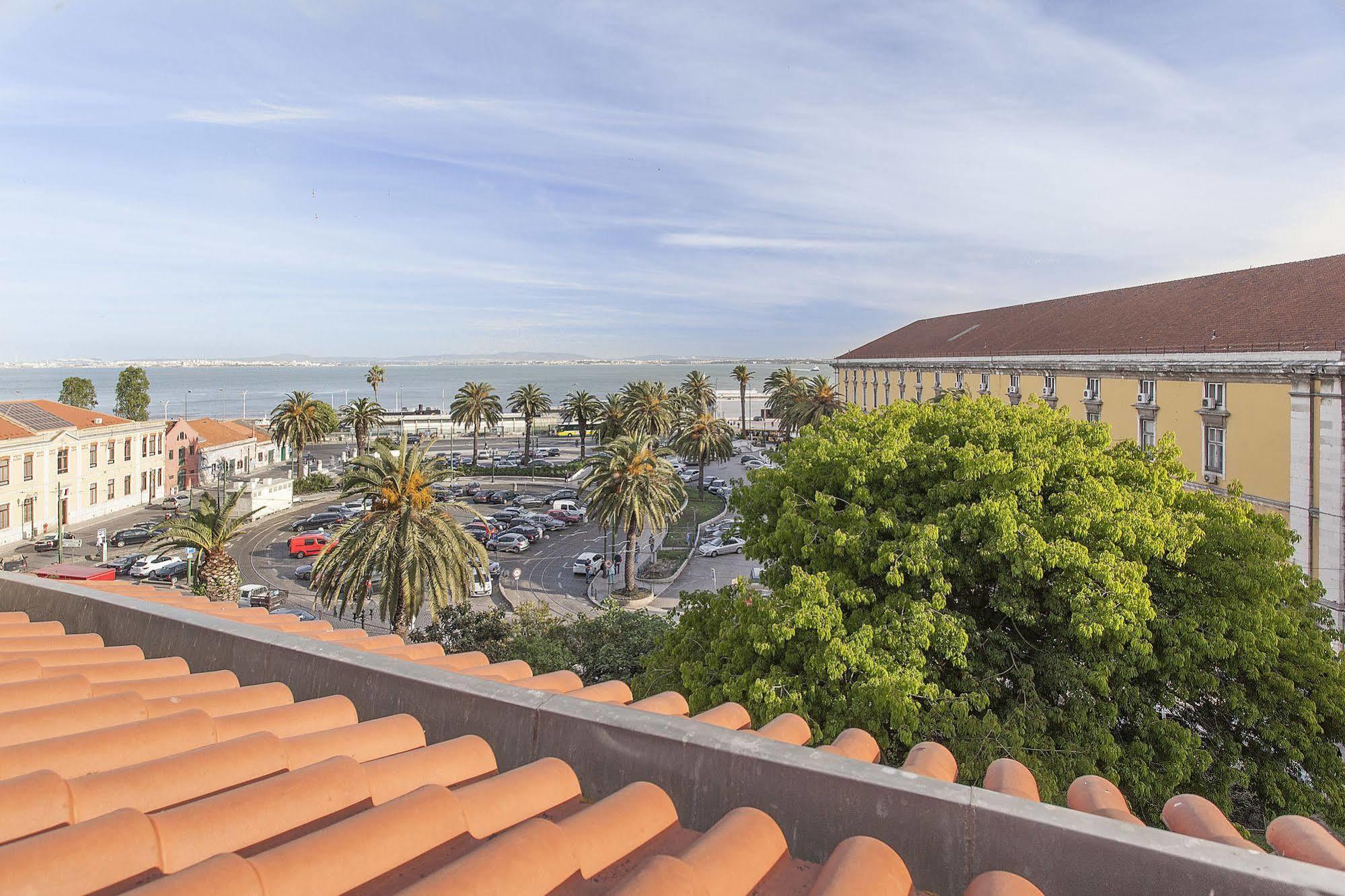 Emporium Lisbon Suites Exterior photo